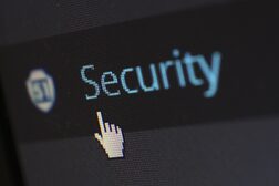 Das Wort Security auf einem PC-Bildschirm